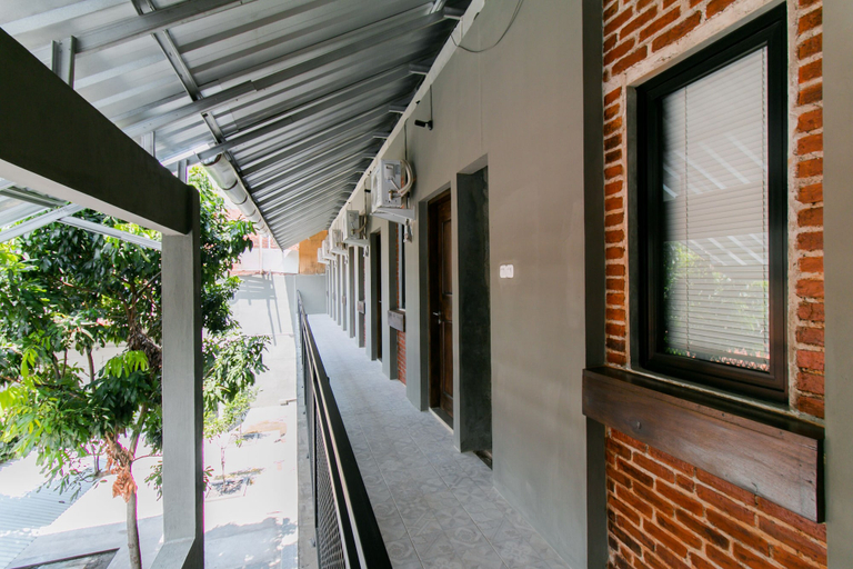 Others 5, Capital O 1898 Louise Place, Cianjur