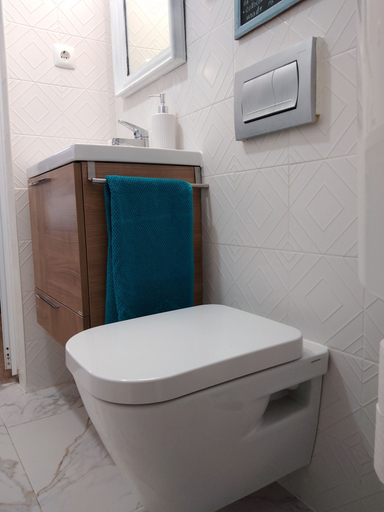 Bathroom 5, Charming 2-bed House in Sesimbra, Sesimbra
