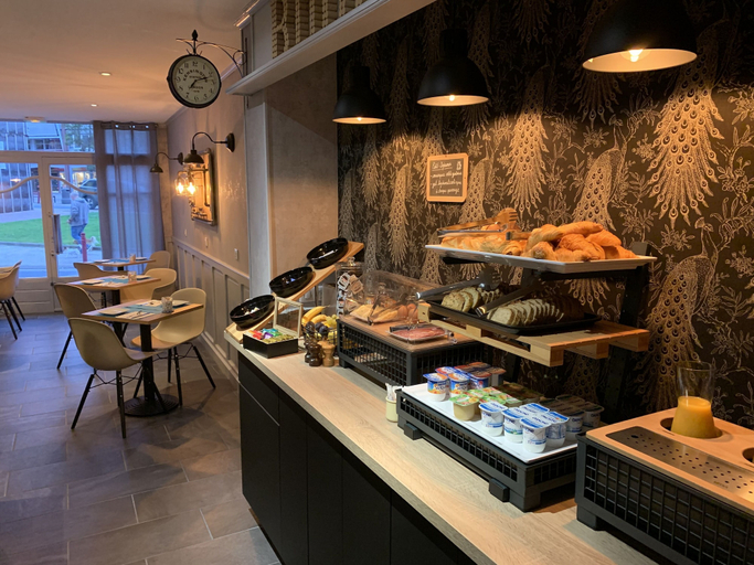 Food & Drinks 5, Hotel Du Commerce, Seine-Maritime