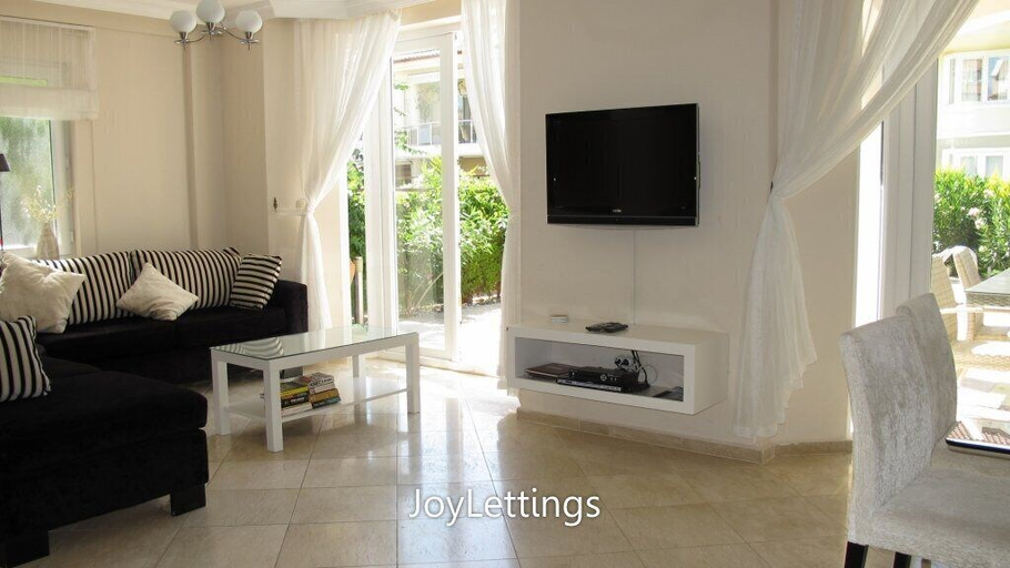 Living room, Villa ST01 by JoyLettings, Fethiye