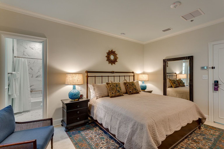 Bedroom 3, Azaleana Manor, Clay