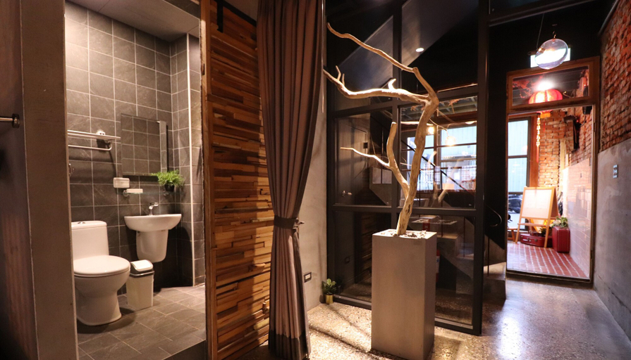 Bathroom 4, LuKang Yian, Changhua