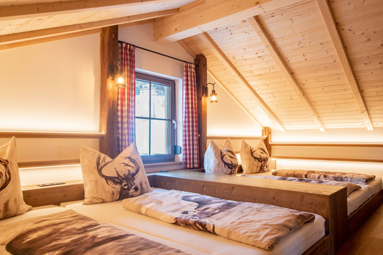 Bedroom 2, Chalets und Apartments Hauserhof, Hermagor