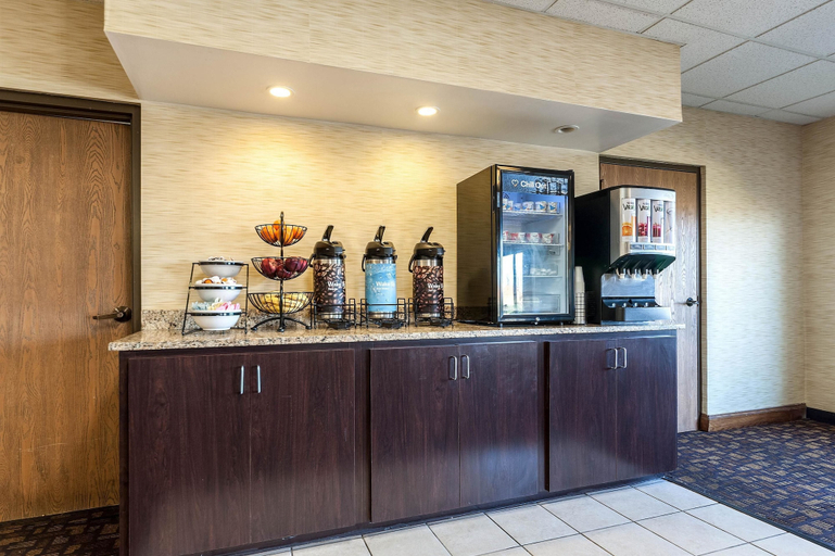 Food & Drinks 5, Quality Inn Clarksdale, Coahoma