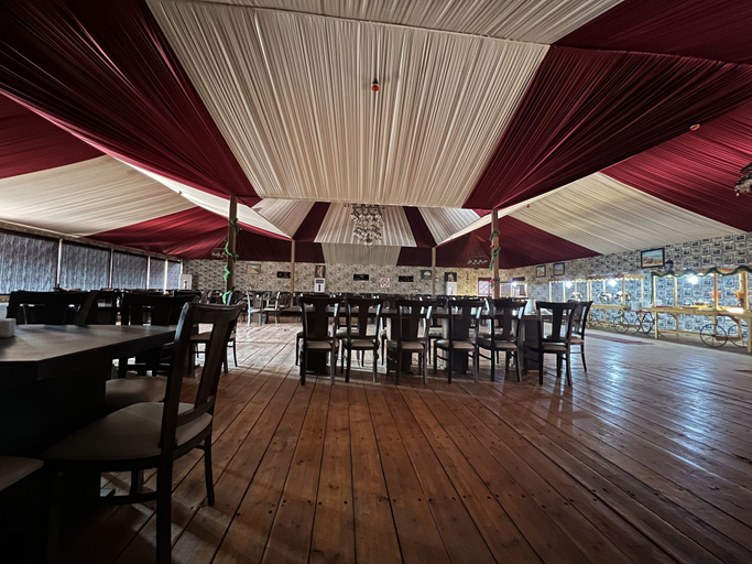Food & Drinks 4, Rum Oasis Luxury Camp, Quaira