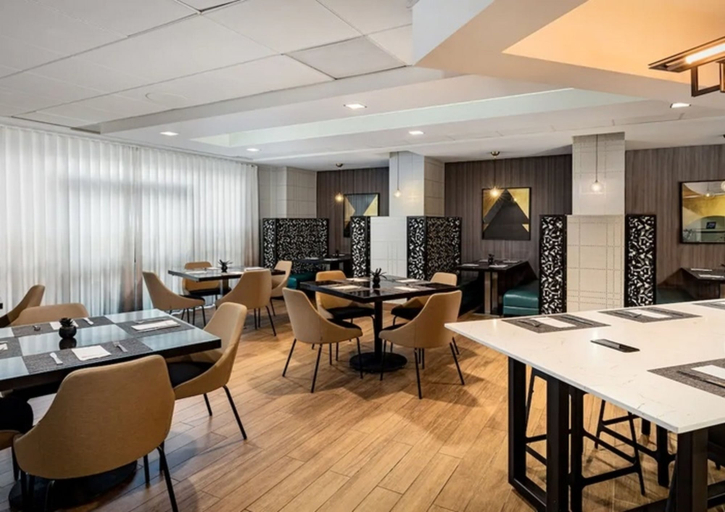 Food & Drinks 5, Hilton Garden Inn Los Angeles/Hollywood, Los Angeles