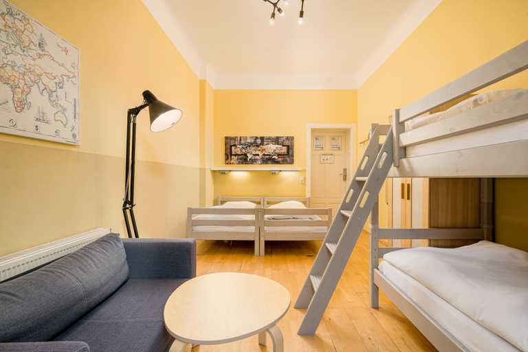 Bedroom 5, Hostel Mondpalast, Dresden