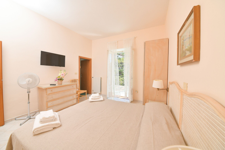 Bedroom 5, Hotel Maremonti, Napoli