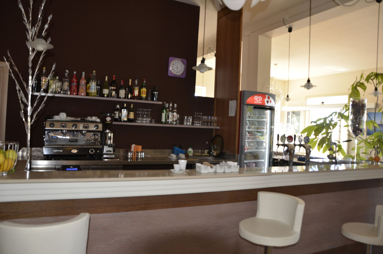 Food & Drinks, Calabernardo Resort, Syracuse