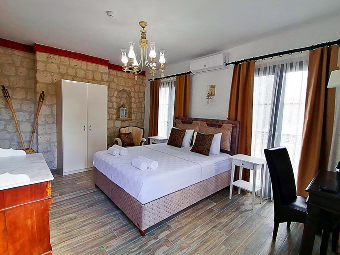 Bedroom 5, Alacati Albatross Hotel, Çeşme