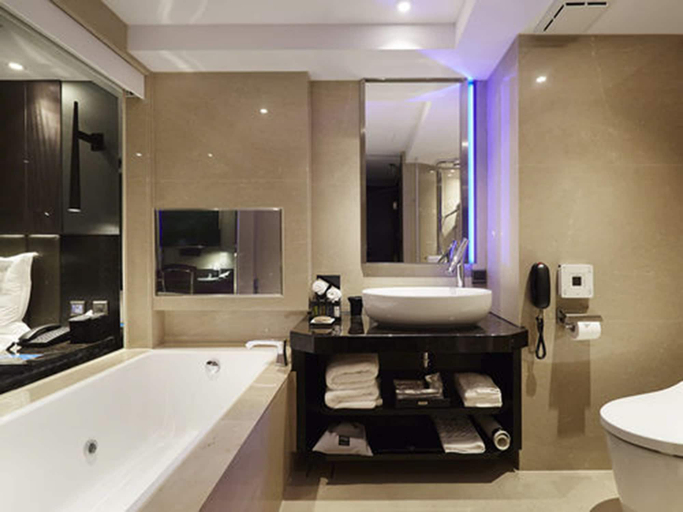 Bathroom 5, The Tango Taipei FuHsing, Taipei City