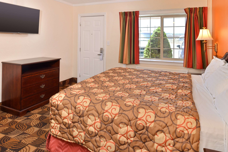 Bedroom 4, Americas Best Value Inn & Suites Klamath Falls, Klamath
