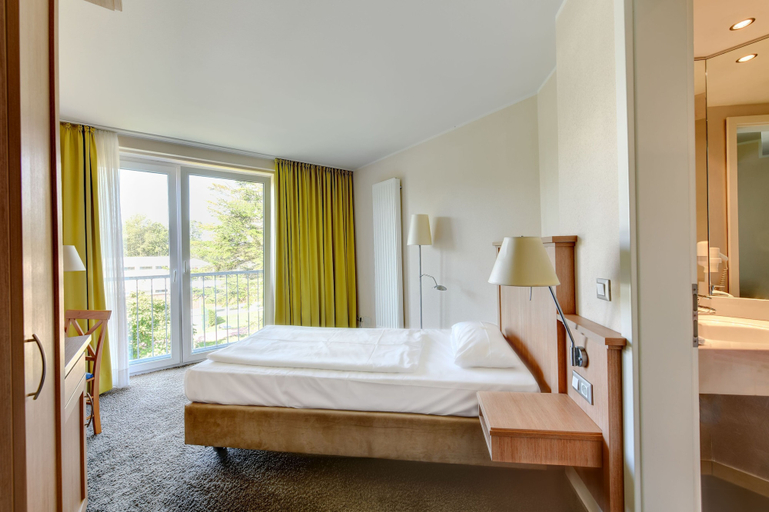 Bedroom 2, BE BIO Hotel be natural, Nordfriesland