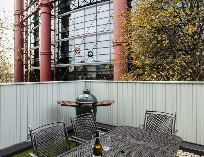 Others 4, The Mary Robinson Suite - hiphipstay, Dublin