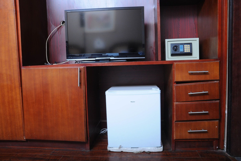 Others 5, Holly Wood Hotel, Addis Abeba