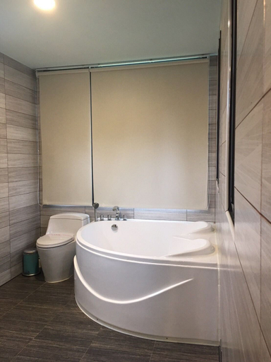 Bathroom 3, Sunlife x Sunshine, Nantou