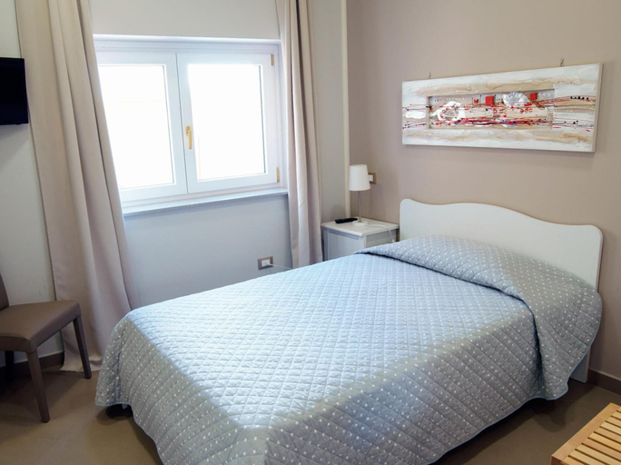 Bedroom 4, B&B San Trifone, Bari