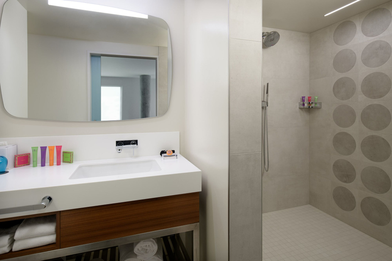 Bathroom 4, LUMA Hotel San Francisco, San Francisco