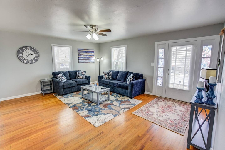 Others 1, 2BR Olympic Training Center Dog-friendly, El Paso