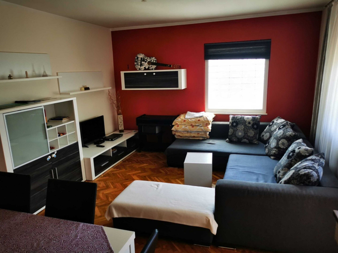 Others 4, Apartment Sandra - Dubovac, 1,7 km From Centre, Karlovac