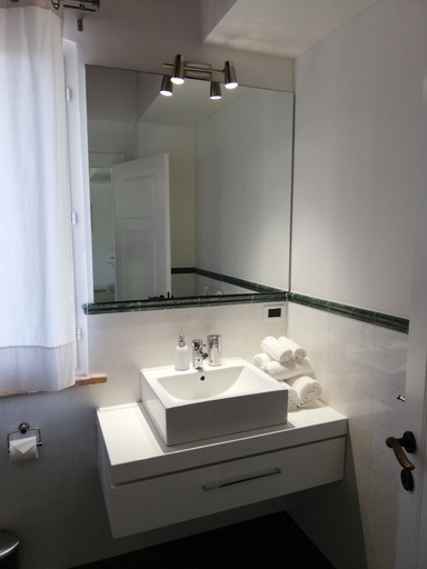 Bathroom 5, Villa Belvedere degli Ulivi, Ancona