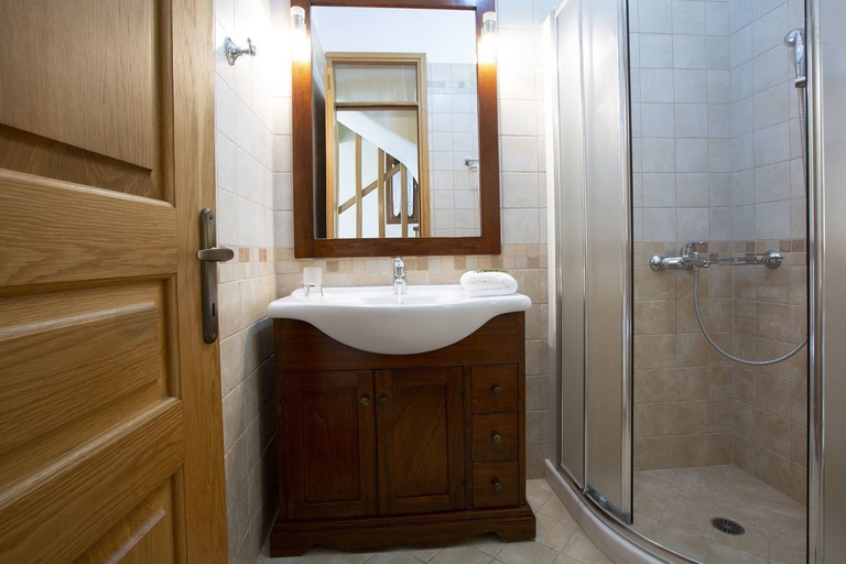 Bathroom 4, Villa Rubini, Ionian Islands