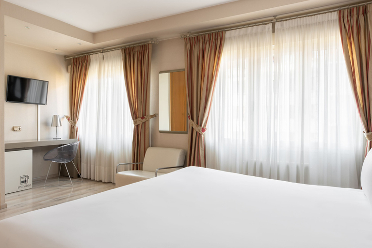 Bedroom 4, Crisol Almirante Bonifaz, Burgos