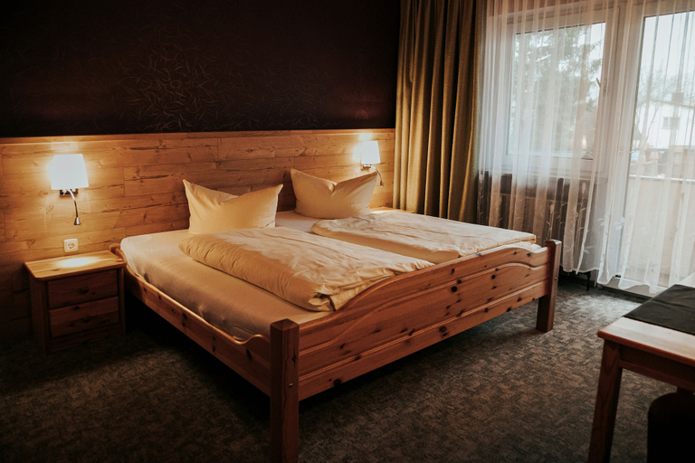 Bedroom 3, Hotel Gasthof Roseneck, Kronach