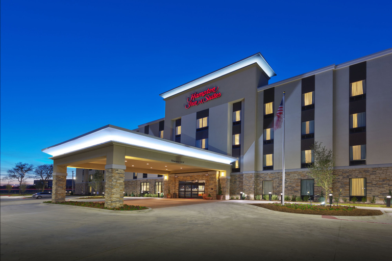 Exterior & Views 2, Hampton Inn & Suites Dallas/Plano-East, Collin