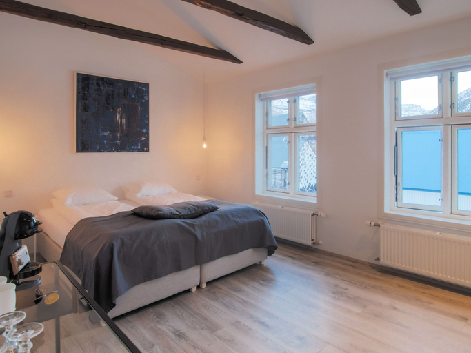 Bedroom 3, Við Lónið guesthouse, Seyðisfjörður