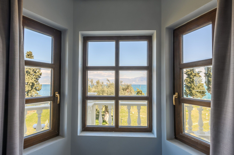 Others 5, Villa Filoxenia - by the sea - up to 12 guests, West Greece