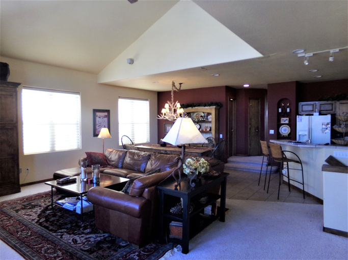 Others 4, Fawn Townhome 4 bed 3 bath HTJP4, Summit
