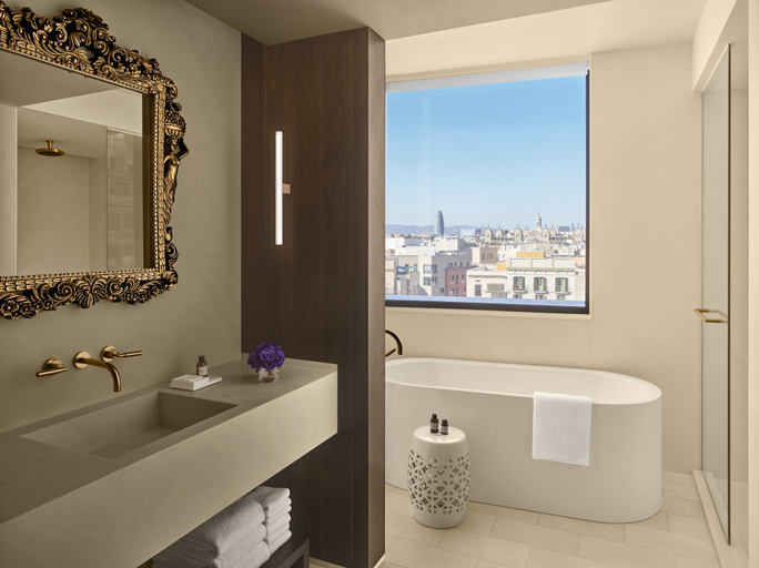 Bathroom 5, The Barcelona EDITION, Barcelona