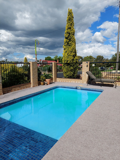 Sport & Beauty 5, Settlers Motor Inn, Tenterfield