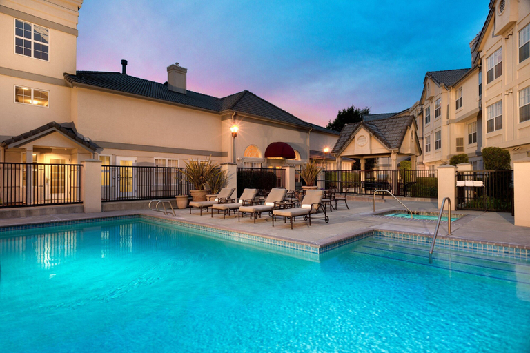 Sport & Beauty 2, Residence Inn By Marriott Pleasanton, Alameda