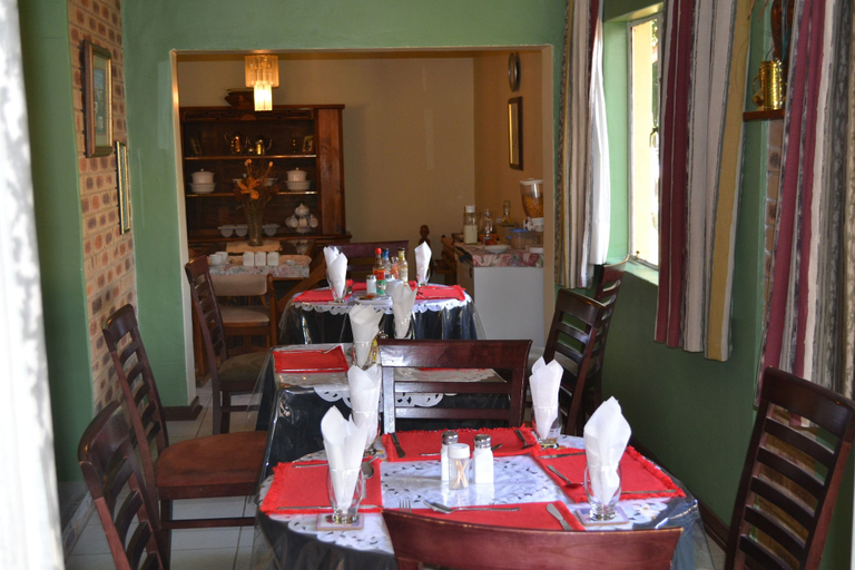 Food & Drinks 4, Kamogelo Guest House, Bojanala