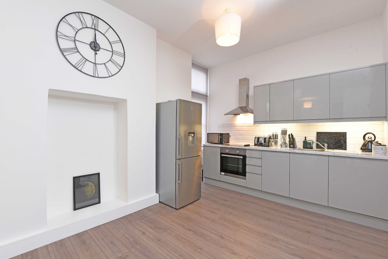 Others 4, Spacious & Modern 2 Bed Apartment at Knightsbridge London, London