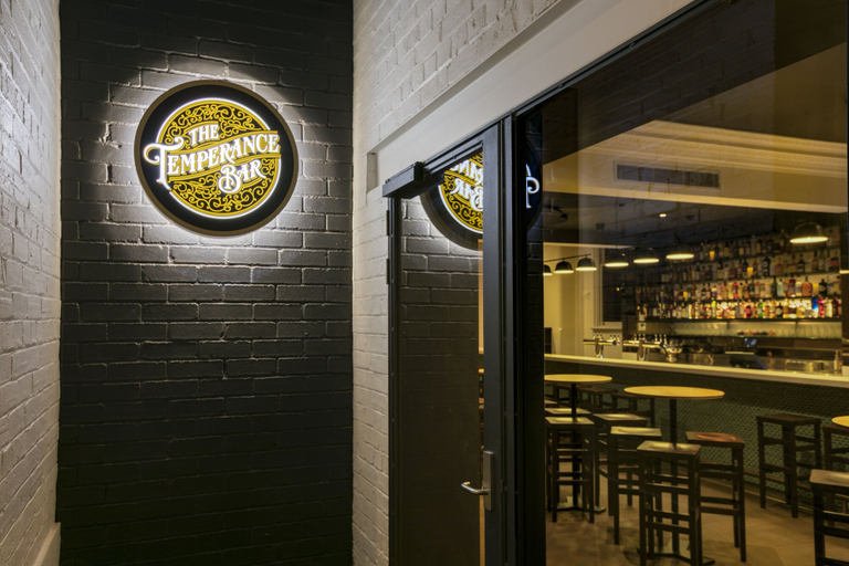 Food & Drinks 5, Farmers Home Hotel, Northam