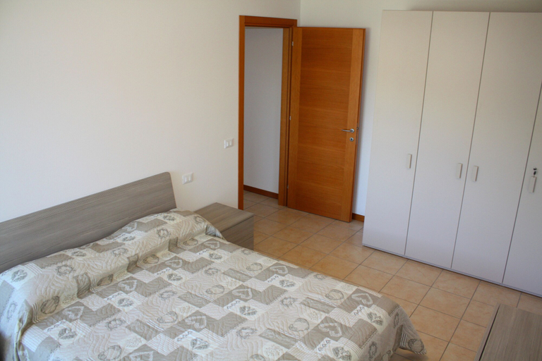 Bedroom 2, Condominio Torre Bahia, Udine