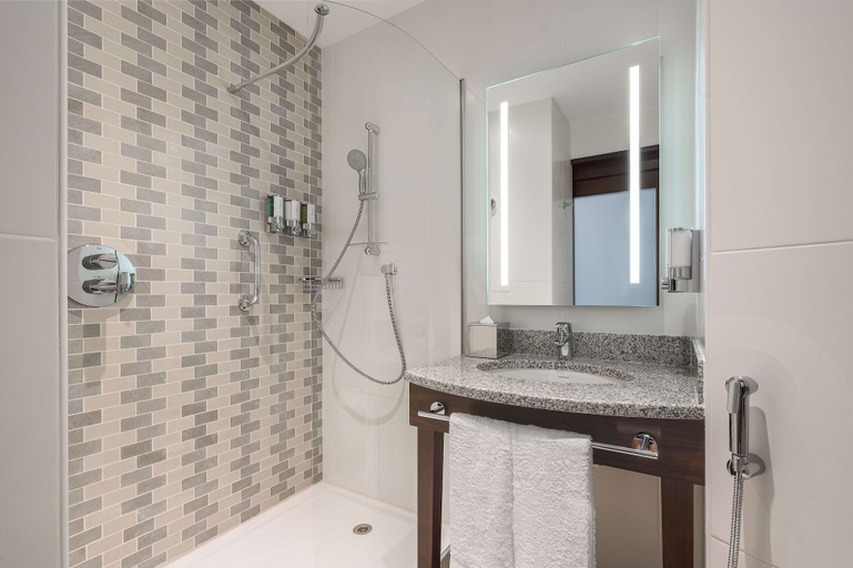 Bathroom 5, Hampton by Hilton Dubai Al Barsha, Dubai