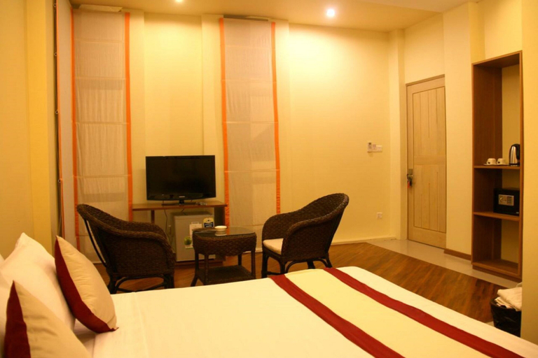 Bedroom 2, Golden Guest Hotel Dawei, Dawei