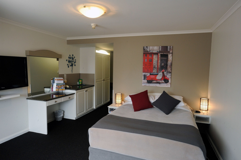 Bedroom 4, Tamar Valley Resort Grindelwald, West Tamar - Pt A
