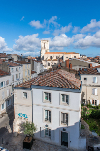 Exterior & Views 2, Hotel Saint Nicolas, Charente-Maritime