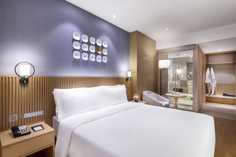 Bedroom 2, Crystal Orange Hotel  Wangfujing Street, Beijing