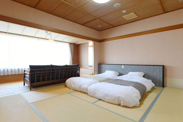 Bedroom 2, Bettei Hanasuisho, Fuefuki