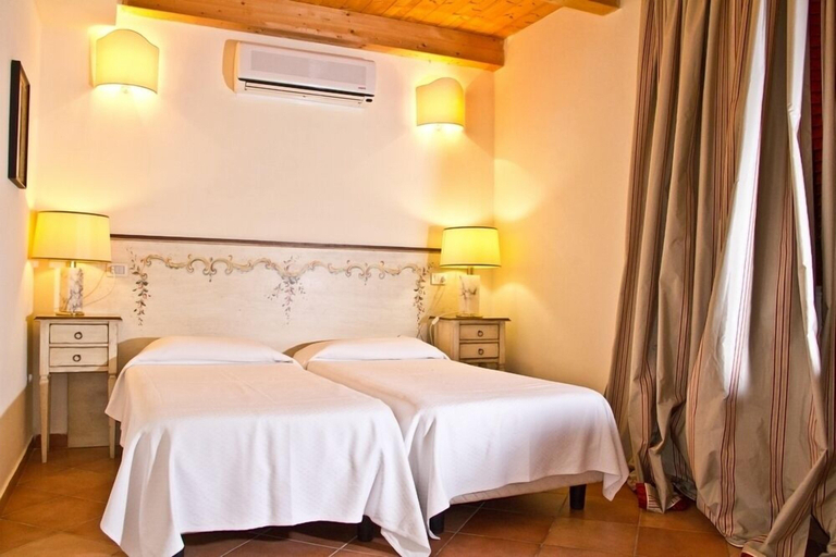 Bedroom 5, Fattoria San Lorenzo - Apartments, Grosseto