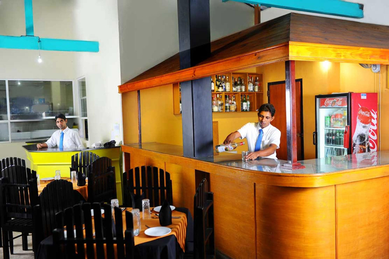 Food & Drinks, Sanoreech Hotel, Negombo