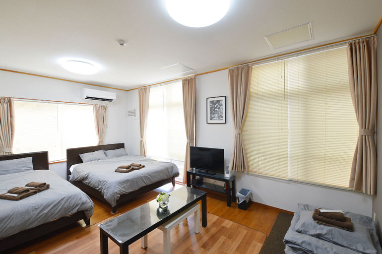 Chateau TIIDA 1F, Naha