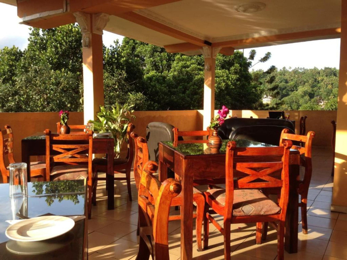 Food & Drinks 4, Kandy View Hotel, K.F.G. & G. Korale