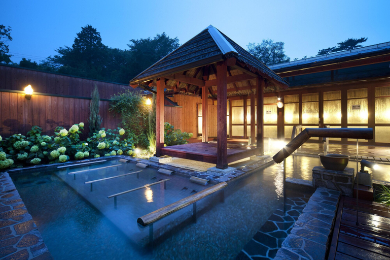 Sport & Beauty 4, Wan Wan Paradise Izukogen, Itō